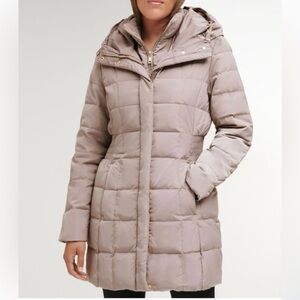 Cole Haan 32” Signature Hooded Taffeta Down Puffer Full Zip Cashew Jacket Size M